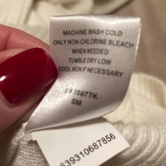 Cream turtleneck top - Picture 5 of 5